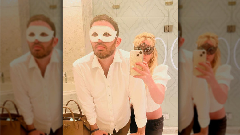 Britney Spears mirror selfie with Cade Hudson