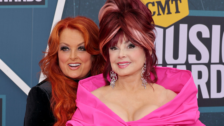 Wynonna, Naomi Judd posing together