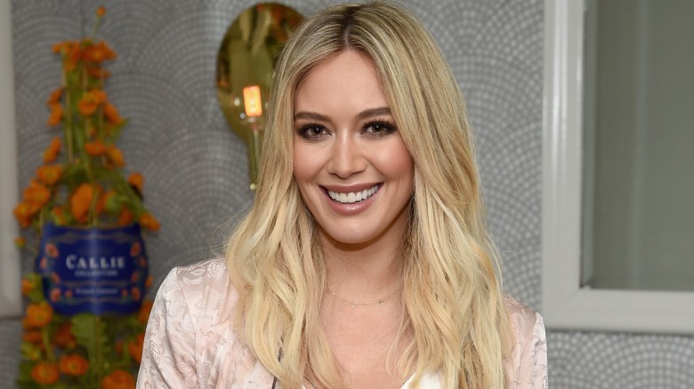 Hilary Duff Shares Photo Of First T From Son Luca Comrie