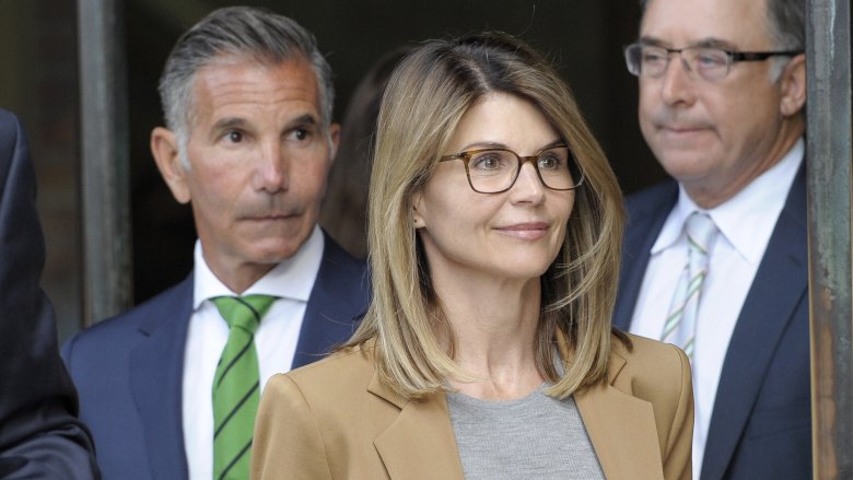 Lori Loughlin Could Be Moving Out Of Mansion Amid College Admissions Scam